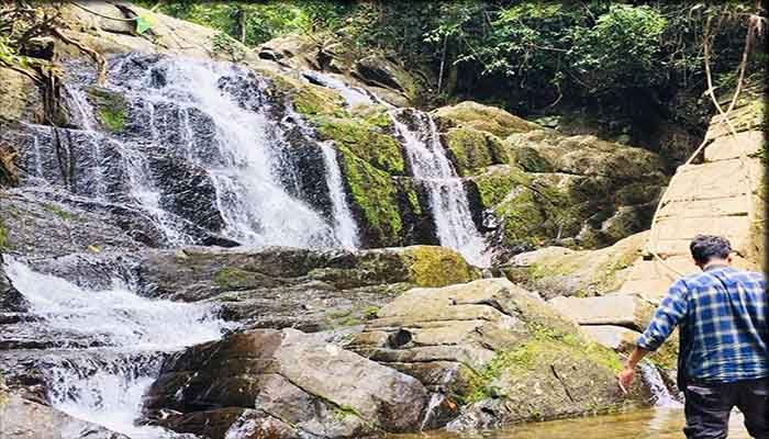 Air Terjun Piramida