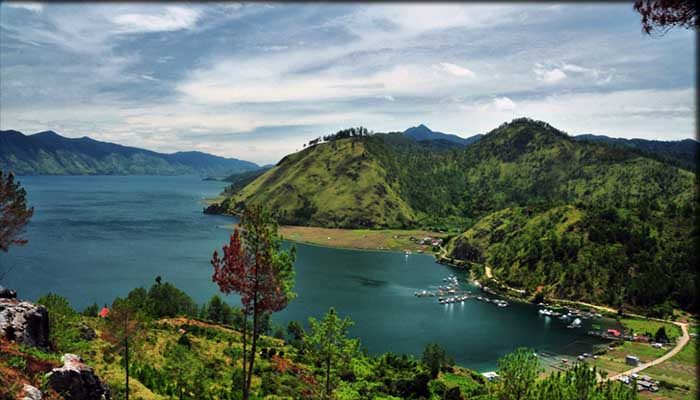 Danau Laut Tawar