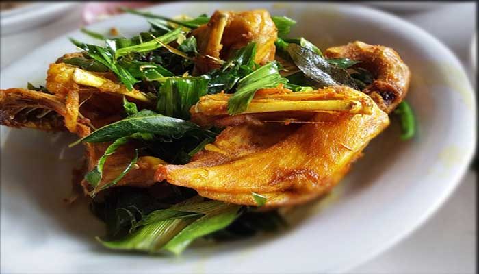 Tempat Makan Ayam Pramugari