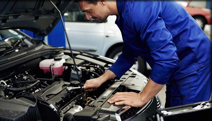 Cek Kondisi Mesin Dan Fisik Mobil Bekas